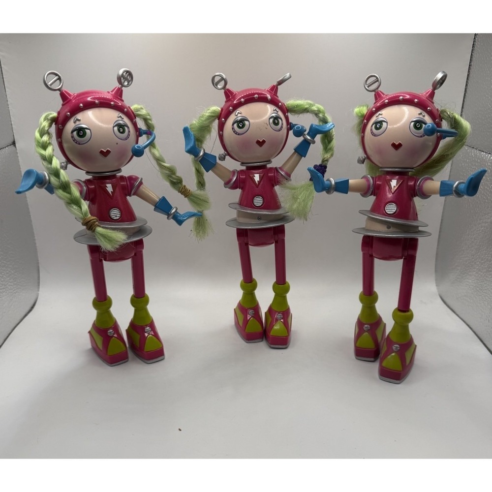 Lot of 3 2002 Irwin The Gurlz Shishi Dolls Electronic Untested